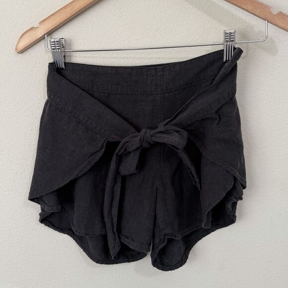Patagonia Pants - Patagonia Garden Island Shorts Womens XS Gray Black Hemp Tencel Tie Waist